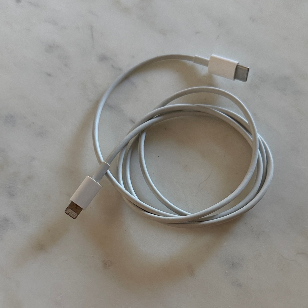 Apple Silver Lightning Cable iPhone